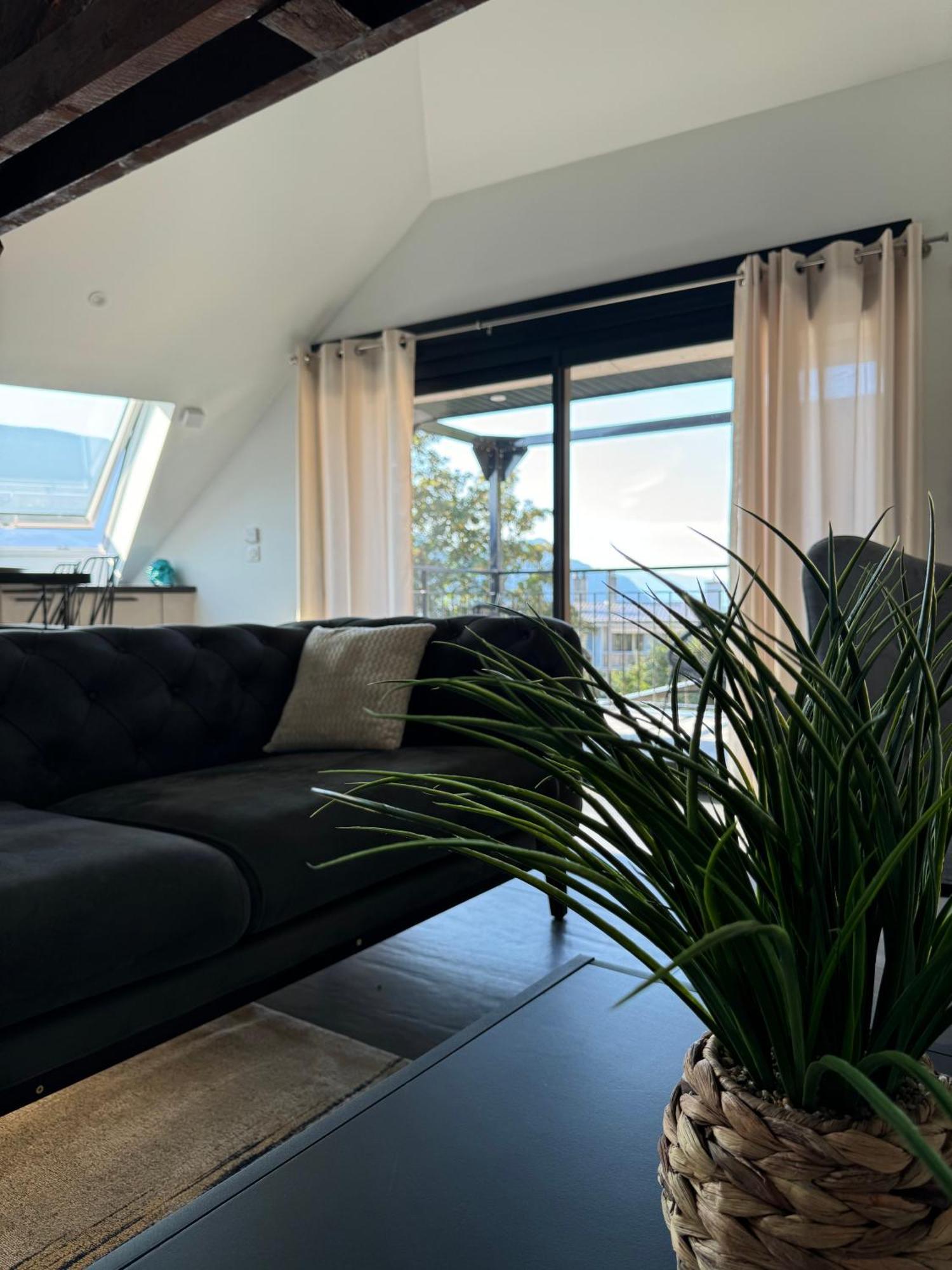Voglans Magnifique Appartement Vue Lac - 5 Personnes מראה חיצוני תמונה